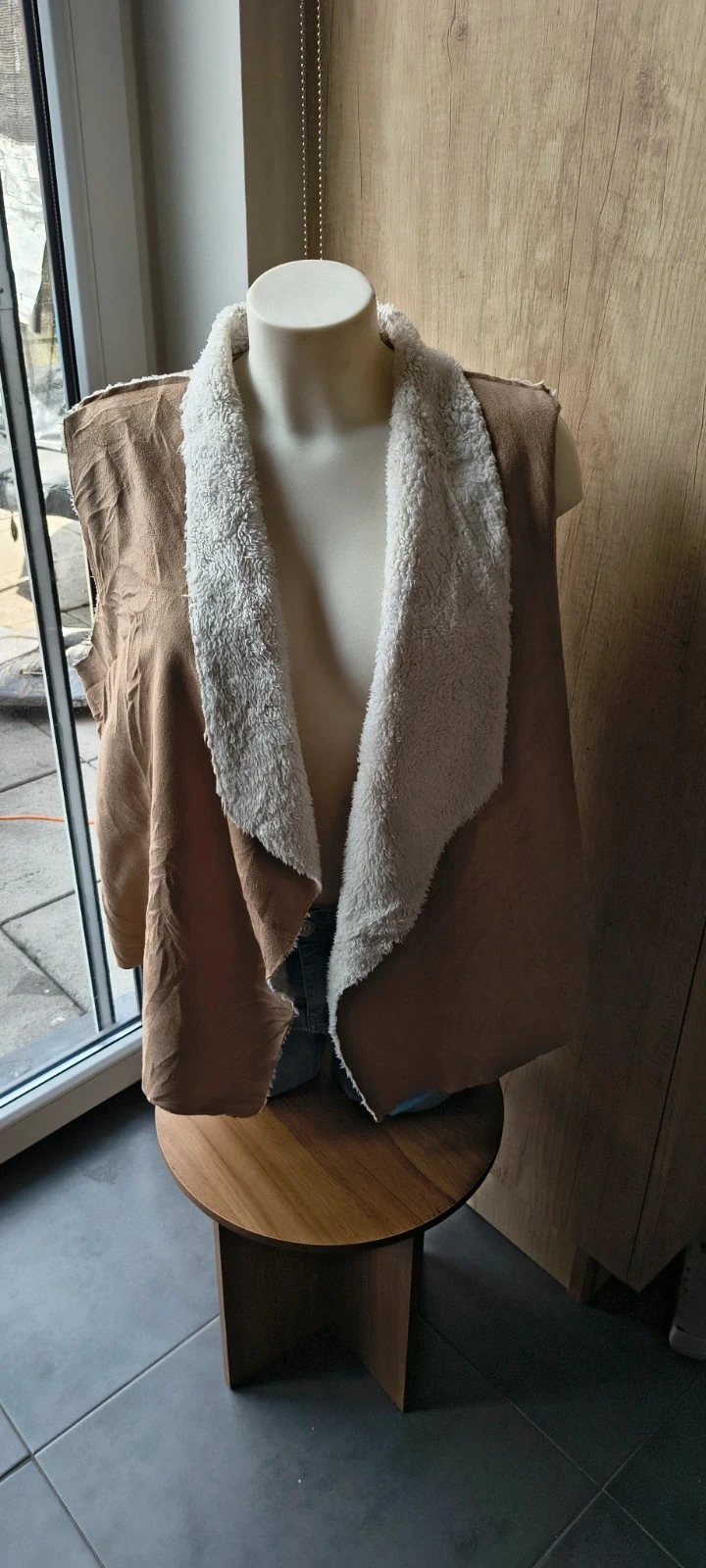 Gap Teddy Gilet L – Zacht, Warm & Tijdloos | Beige | Maat L